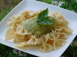 Farfalle A La Creme De Courgette Thermomix Blog Cuisine Thermomix Avec Recettes Pour Le Tm5 Tm31 Creme De Courgette Courgette Thermomix Blog Cuisine