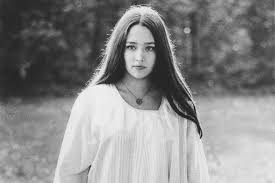 La série raconte la naissance, le ministère, le procès, la mort et la résurrection de jésus de nazareth tels que présentés dans le nouveau testament. Olivia Hussey Age Height Daughter Net Worth Instagram 2021