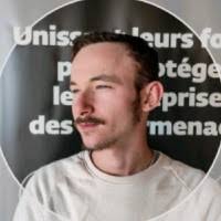 10+ "Leonard Peltier" profiles