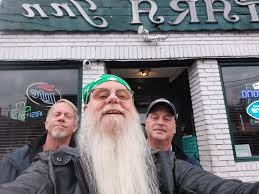 Back for a wedding, gotta stop for a Tara Burger!