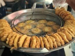Dengan bahan pokok telur kalian juga sudah bisa makan enak, campuran saja beberapa bumbu dapur sesuai la Prima Rasa Pisang Goreng Pontianak Gading Serpong Tangerang Lengkap Menu Terbaru Jam Buka No Telepon Alamat Dengan Peta