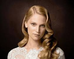 Farah zeynep abdullah ayrılık nedeni belli oldu. Farah Zeynep Abdullah Kimdir