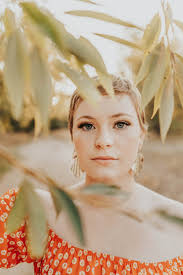 Addie Knott's Instagram, Twitter & Facebook