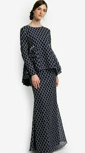 Kecoh time hari raya pertama flora & yun. Style Baju Kurung Muslim Outfits Fashion Muslimah Fashion
