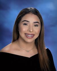 Daniela Santizo, Jenna Haney Top Graduates of 22 Students, Yantis Class of  2020