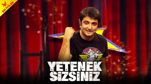 Yetenek sizsiniz'e katılıp yaptığı mini gösteri, jüri ve izleyiciler tarafından beğenilmedi ve hatta çokça tepki çekti. Kemal In Gulduren Stand Up Gosterisi Yetenek Sizsiniz Turkiye Youtube