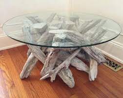 Decouvrez Le Luxe De Notre Table De Salle A Manger Del Dorado Cette Table Cedre Bois Flotte Est Disponib Driftwood Coffee Table Coffee Table Coffee Table Wood