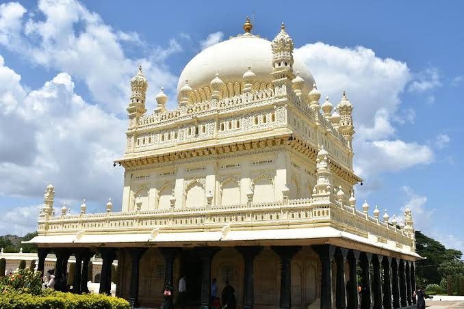 Gumbaz Burial Chamber, Srirangapatna - Tripadvisor