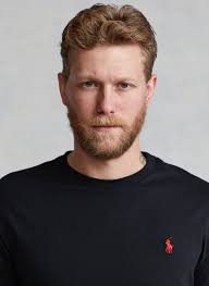 Casey Franklin's Instagram, Twitter & Facebook