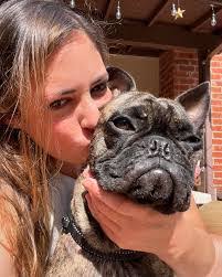 Jessica Gwin's Instagram, Twitter & Facebook