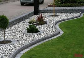 Bildresultat For Grafit Marksten Vitt Hus Landscapedesignforbackyard In 2020 Vorgarten Landschaftsbau Garten Garten Landschaftsbau