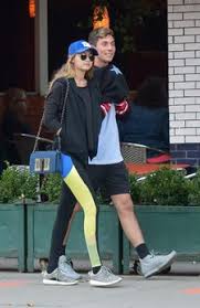 Gigi Hadid Is Featured In Our Ascendant Leggings Http Www Aloyoga Com New Arrivals Gigi Hadid Style Gigi Hadid Looks Star Fashion