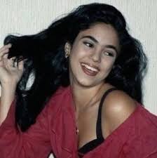 Some old pictures which you maybe don´t know. Shakira Young Explore Tumblr Posts And Blogs Tumgir