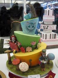 Styled to perfection with details from the book, this event is certain to make you roar! 23 Talking Tables Truly Alice Cake Ideas Alice In Wonderland Cakes Cake Cupcake Cakes