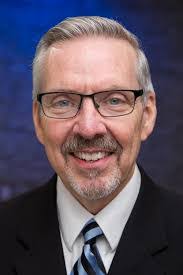 Eileen Carlos's Instagram, Twitter & Facebook