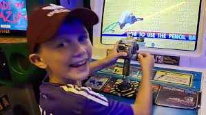 Nejlepší VIDEOHERNA ARKÁDOVÉ HRACÍ AUTOMATY #arcadegames #videohry