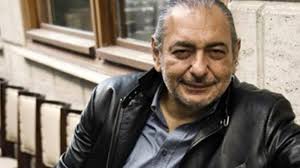 Türkiye futbol federasyonu'nda 7 yıldır başkanlık görevini sürdüren ve bugün istifa ettiğini açıklayan yıldırım demirören'in, başkanlık dönemine bir göz. Reha Muhtar Dan Carpici Iddia Yildirim Demiroren Besiktas I