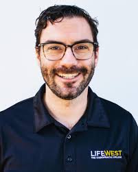 Chiropractor services available in Ecuador