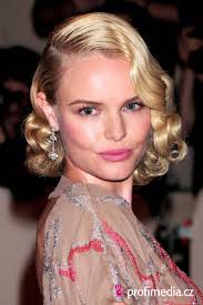 Not often do we see a hairstyle that match so perfectly with a person's personality, body structure and face like this hair does on kate. Kate Bosworth Hairstyle Easyhairstyler