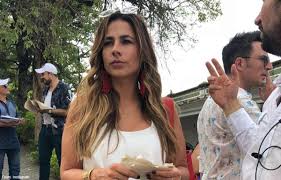 We did not find results for: Nostalgia De Carla Giraldo Posando En Toples Y En Cucos Candela