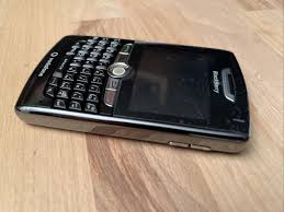 BlackBerry 8800 - Schwarz (Ohne Simlock ...