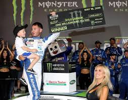 Home from a race late sunday; Kyle Larson Wins Nascar Open And All Star Race For 1 Million Dollars Videos B104 Wbwn Fm