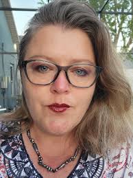 Mabelline likes her new glasses