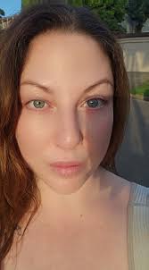 When the sun is shining that's my time to take a selfie lol Who else does  this ?