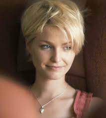 Whitney Able ♥ her hair !