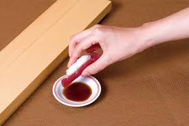 Balik koje petang kang, min nak try lah goreng telur pakai chopstick laguni. Cara Betul Makan Sushi Yang Selama Ni Korang Tak Tahu