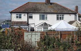 This film follows the investigation from both sides as police officers make the pair relive steven's disappearance through renewed questioning, while media scrutiny intensifies. Police Set Up Tent In Garden Of Steven Clark S Parents After Pair Were Arrested Daily Mail Online