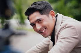 Tiktok Awards Indonesia 2020 Arya Saloka Pindah Lokasi Syuting Okezone Celebrity