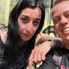 Изучайте релизы ryanne van dorst на discogs. Me And Ryanne Van Dorst Aka Ellen Bandita Dool Dauwpop Dool Cross Necklace Instagram