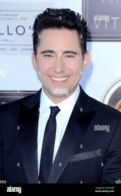 John lloyd young hi-res stock photography and images