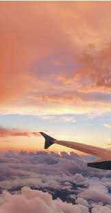 Pin By Esther On W A L L Sky Aesthetic Aesthetic Backgrounds Iphone Wallpaper Images