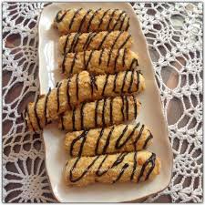 Delice Et Gourmandise Recettes Algeriennes Petits Boudins Aux Cacahuete Food Breakfast Patisserie