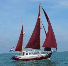Loa 11.37 m (lwl 9.91 m) x 3.66 m x 1.60 m. Fisher Motor Sailers Photos Facebook