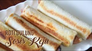 Lihat juga resep roti bakar gulung sosis keju enak lainnya. Roti Gulung Sosis Keju Youtube