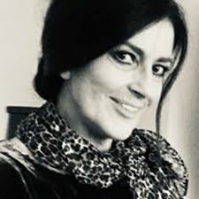 Karen Waldon's Instagram, Twitter & Facebook