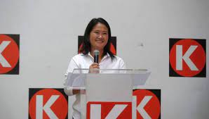 Lideresa de fuerza popular suscribió la iniciativa de la conferencia episcopal del perú, la unión de. Keiko Fujimori No Voy A Caer En El Facilismo De La Campana Del Miedo Peru Gestion