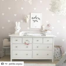 Und Hier Sieht Man Die Knopfe An Der Kommode Mobelknopfe Natur Herzen Kommode Hemnes Madchenzimmer W Kommode Kinderzimmer Baby Deko Wickelkommode