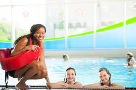 The american red cross makes accessing your lifeguarding certification a simple and. Ymca Lifeguard And Community Cpr Training Ymca Of Metropolitan Dallas