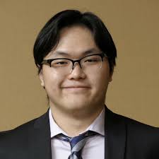 Recent Illinois alumni receives Alfred W. Allen award