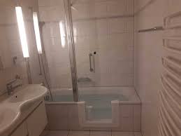á… Badewanne Mit Einstieg Von Innobad In 4 Stunden Hier Klicken