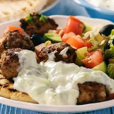 Boulettes De Boeuf Sauce Tzatziki Recette Boulettes De Boeuf Recette Boulette De Boeuf Recette Concombre