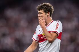He wears jersey number 21. Bayern Munich Transfer Agreement Denied By Benjamin Pavard