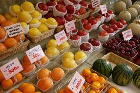 Découvrez sur planèteanimal les fruits et légumes recommandés pour les chats ! Fruits Et Legumes Un Luxe Au Japon