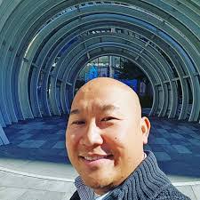 Laura Inda's Instagram, Twitter & Facebook