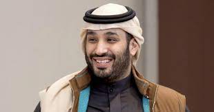 كتبت صحيفة وول ستريت جورنال أن ولي عهد السعودية محمد بن سلمان، هو الذي اشترى لوحة ليوناردو دا فينتشي بسعر قياسي بلغ 450 مليون دولار منتصف وأشارت الصحيفة نقلا عن مصادر لم تذكر هويتها، إلى أن المسؤولين الأمريكيين يراقبون تحركات ولي العهد السعودي. Ø¬Ø§ÙƒÙŠØª Ø³Ù…Ùˆ ÙˆÙ„ÙŠ Ø§Ù„Ø¹Ù‡Ø¯ Ø§Ù„Ø£Ù…ÙŠØ± Ù…Ø­Ù…Ø¯ Ø¨Ù† Ø³Ù„Ù…Ø§Ù† ØªØªØµØ¯Ø± Ø§Ù„ØªØ±Ù†Ø¯ Et Ø¨Ø§Ù„Ø¹Ø±Ø¨ÙŠ