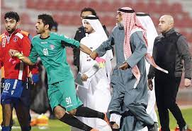محمد الواكد، حمد اليامي، خليفة الدوسري، أوروس فيتاس، إبراهيم الشعيل، عبدالرحمن السفري، نايف هزازي، دانيلو أسبريا، حسن العمري، كاروليس أندريا. Ø£Ù…Ù‡Ø§ØªÙ†Ø§ Ø®Ø· Ø£Ø­Ù…Ø±